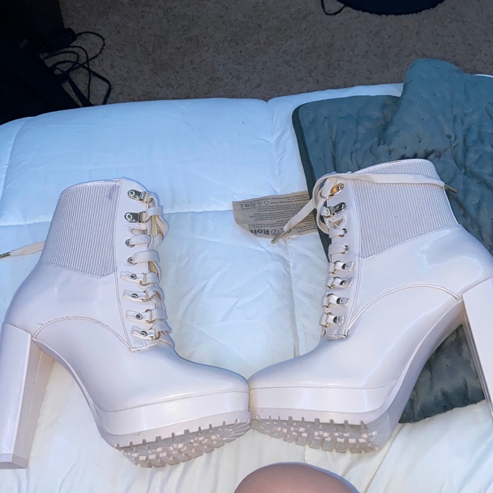 Just fab, white heeled boots